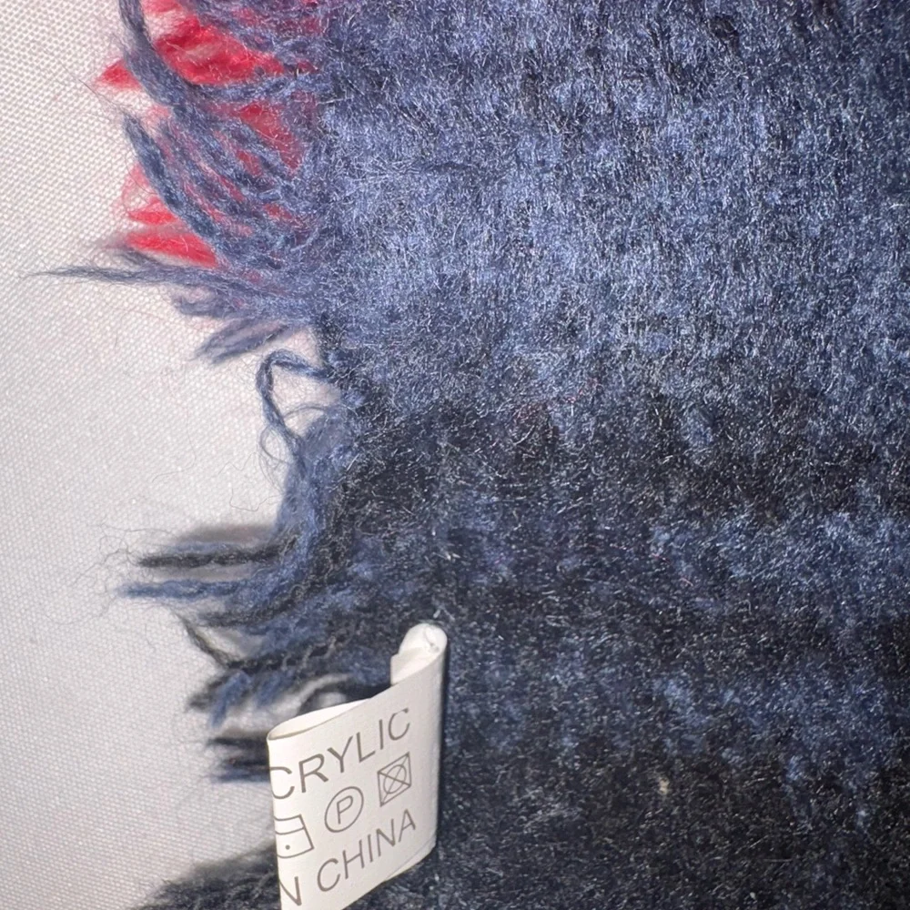 Acrylic scarf - Picture 5 of 5